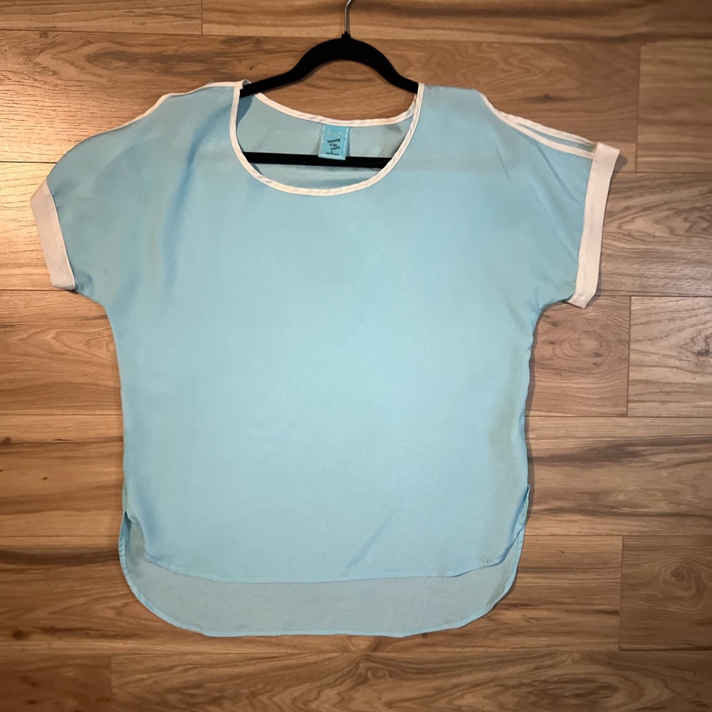 h.i.p. Sky Blue and White Short Sleeve Top